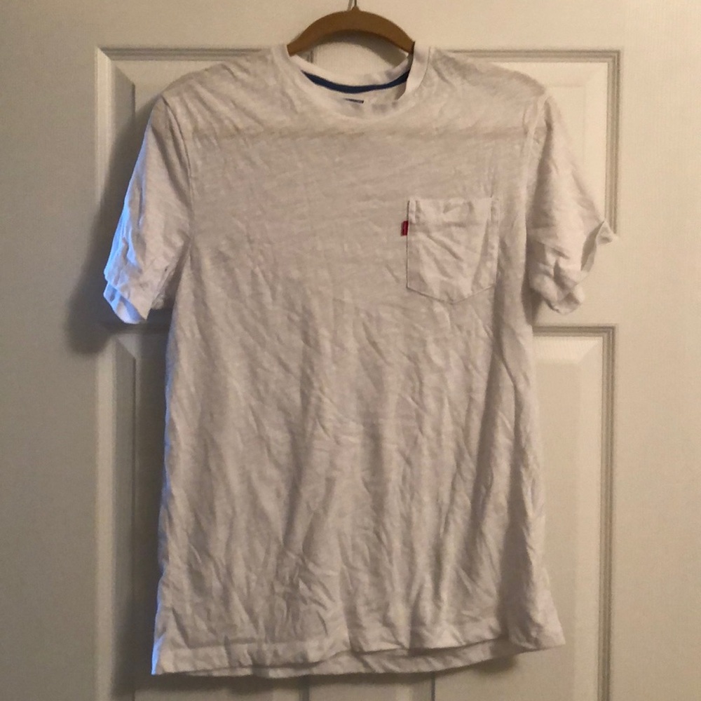 Levi’s white shirt